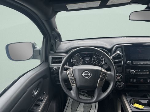 Used 2024 Nissan Titan SV w/ SV Bronze Edition Package image 60