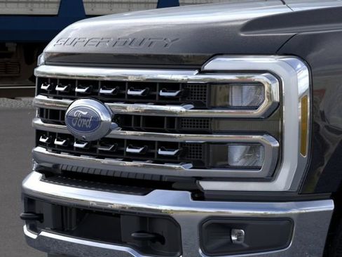 New 2026 Ford F350 XLT w/ XLT Premium Package AWD/4WD image 18