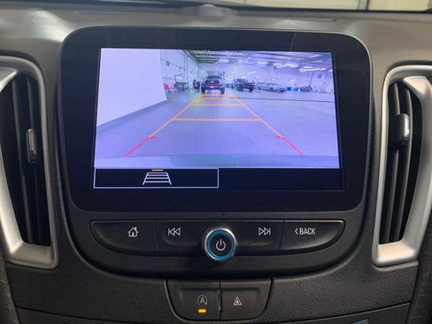 Used 2023 Chevrolet Malibu LT image 5