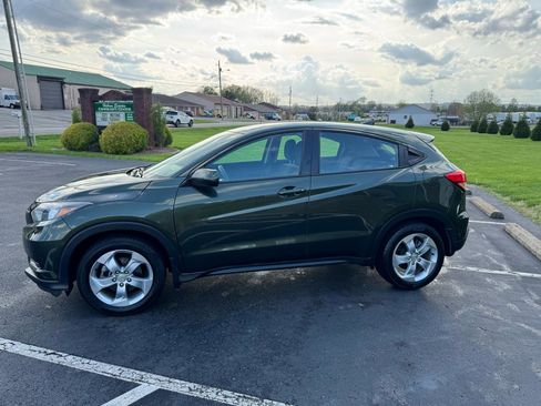Used 2016 Honda HR-V LX image 4