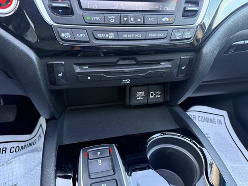 Used 2021 Honda Pilot Touring image 30