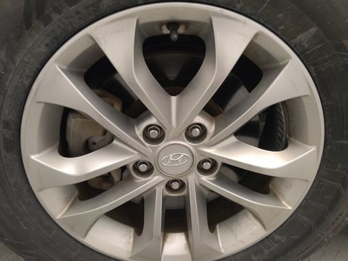 Used 2019 Hyundai Santa Fe SE FWD image 31