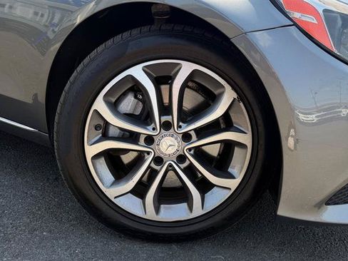 Used 2017 Mercedes-Benz C 300 4MATIC Sedan image 16