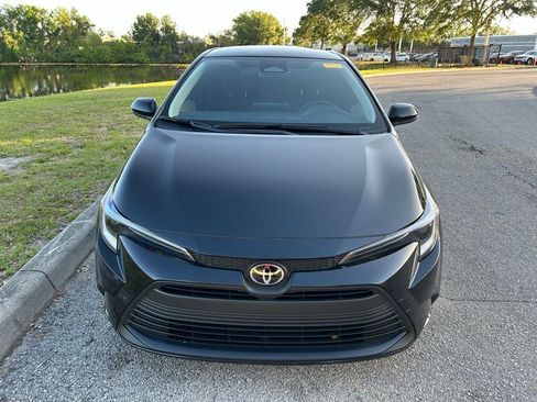 Used 2026 Toyota Corolla LE image 8