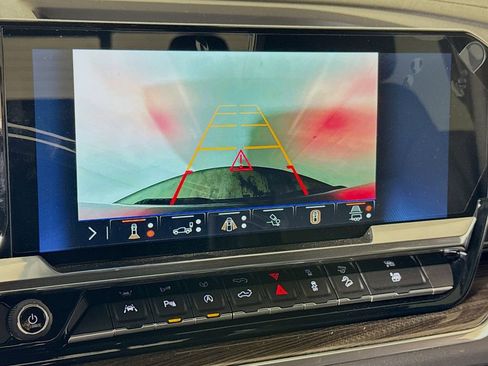 New 2025 Chevrolet Silverado 1500 LT Trail Boss w/ Convenience Package II image 9