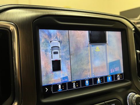 Used 2020 GMC Sierra 1500 Denali w/ Denali Ultimate Package AWD/4WD image 39