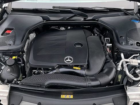 Used 2022 Mercedes-Benz E 350 Sedan w/ AMG Line Exterior image 10