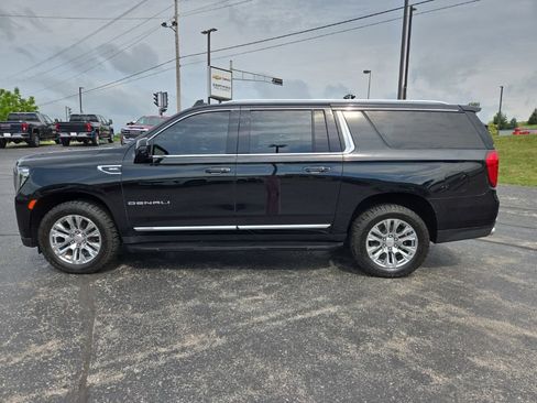 Used 2021 GMC Yukon XL Denali w/ Max Trailering Package AWD/4WD image 6