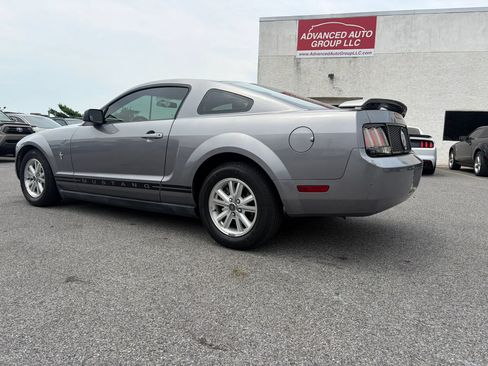 Used 2006 Ford Mustang Coupe RWD image 13