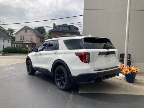 Used 2024 Ford Explorer ST-Line w/ Class IV Trailer Tow Package AWD/4WD image 4