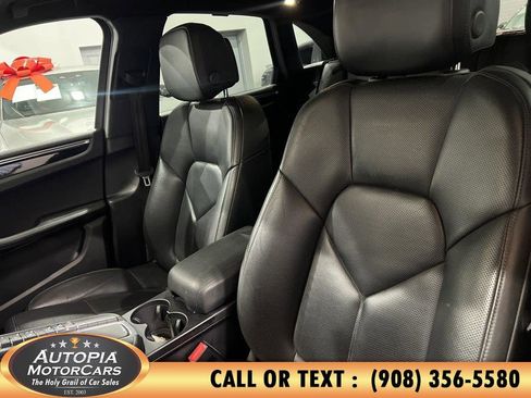 Used 2018 Porsche Macan S image 10