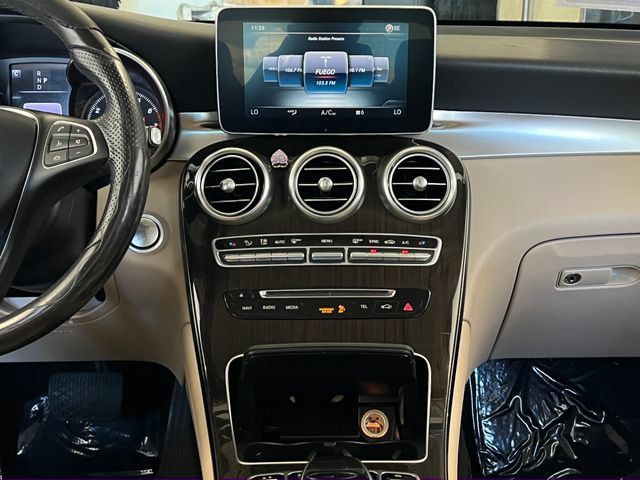 Used 2016 Mercedes-Benz GLC 300 image 34