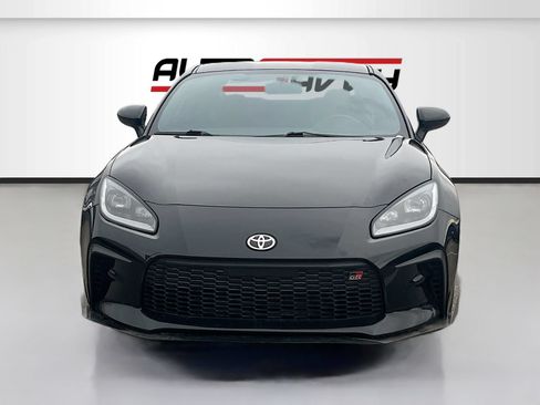Used 2023 Toyota GR86 Premium RWD image 2