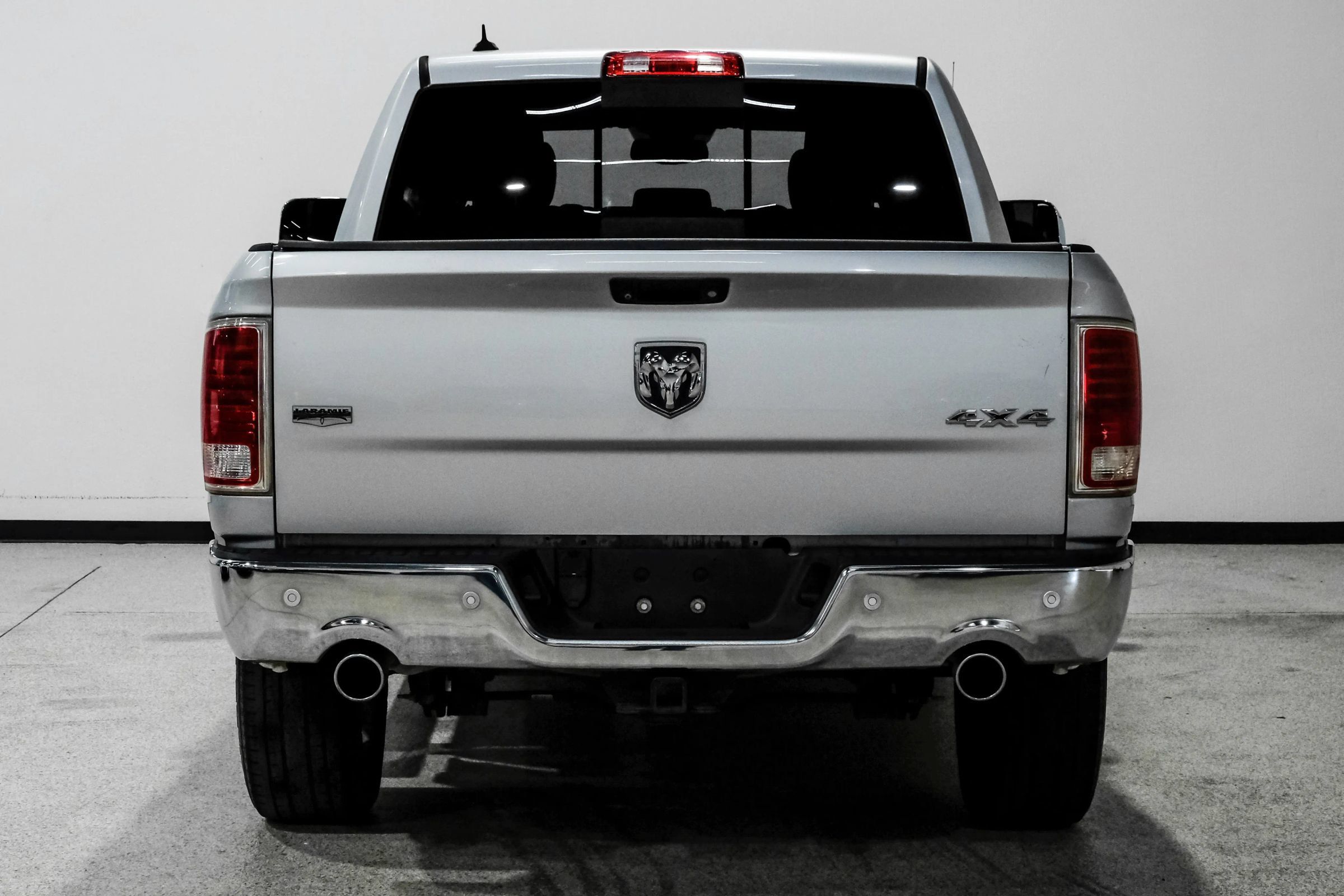 Used 2015 RAM 1500 Laramie w/ Convenience Group AWD/4WD image 7