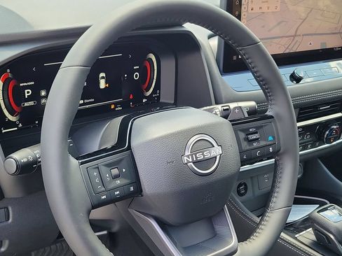 New 2026 Nissan Rogue Platinum w/ Platinum Premium Package AWD/4WD image 10