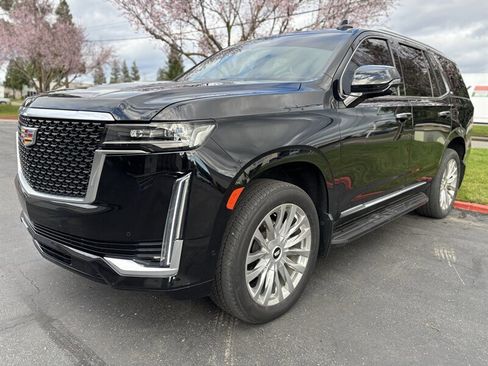 Used 2021 Cadillac Escalade Premium Luxury w/ LPO, Illumination Package AWD/4WD image 7