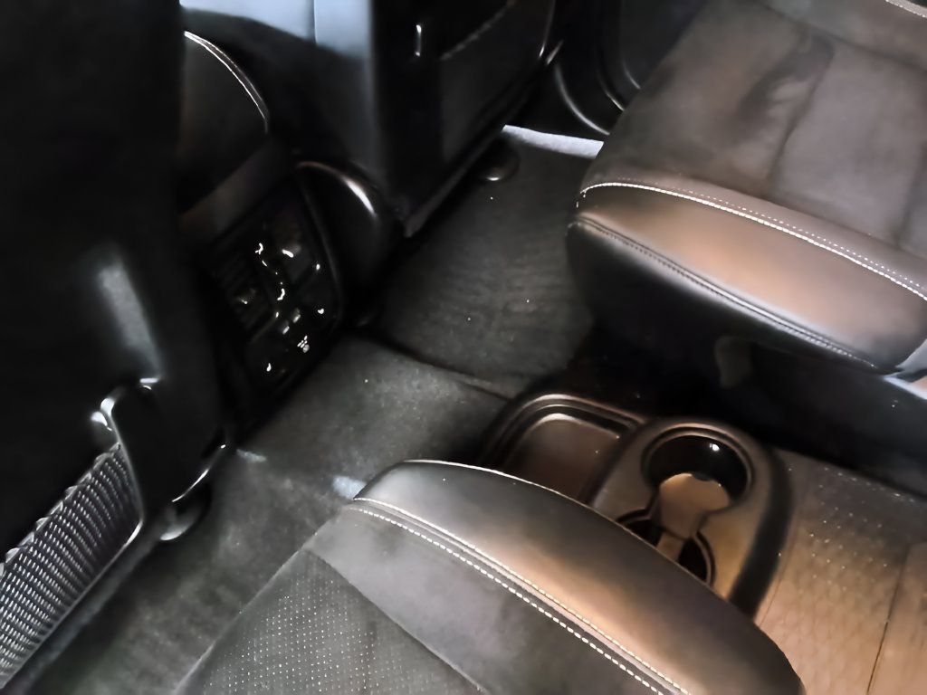 Used 2023 Dodge Durango SRT w/ Trailer Tow Group IV AWD/4WD image 28