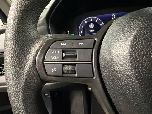 Used 2024 Honda Accord EX image 18