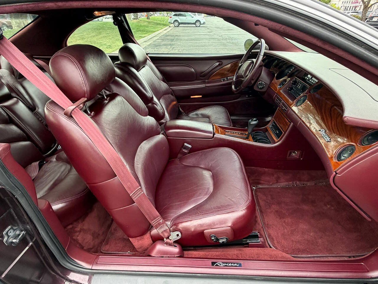 Used 1995 Buick Riviera Supercharged Coupe FWD image 21