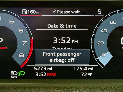 Certified 2025 Audi Q3 2.0T Premium w/ Convenience Package image 12