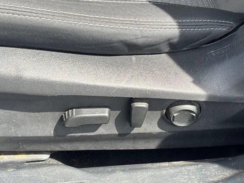 Used 2021 Subaru Outback Premium AWD/4WD image 9