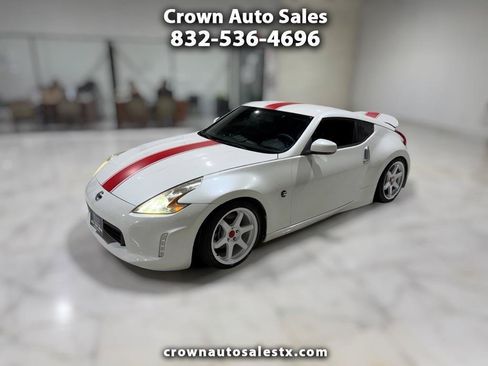 Used 2017 Nissan 370Z Coupe RWD image 1
