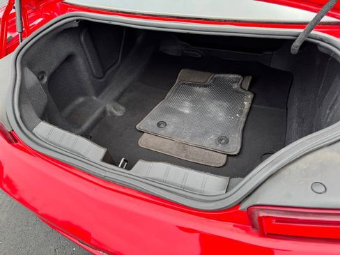 Used 2018 Chevrolet Camaro SS RWD image 15
