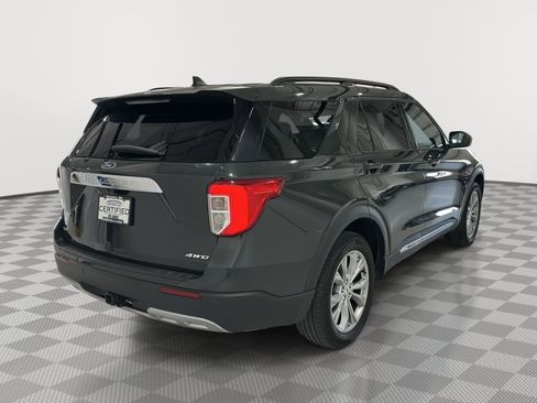Used 2023 Ford Explorer XLT w/ Equipment Group 202A AWD/4WD image 5