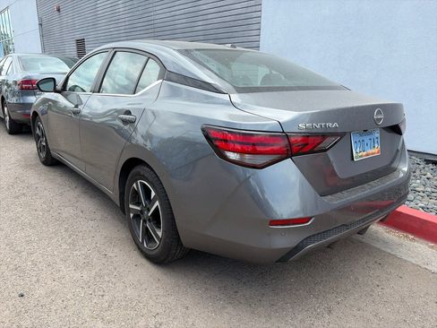 Used 2024 Nissan Sentra SV FWD image 4