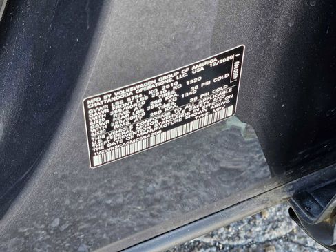 Used 2021 Volkswagen Atlas SE image 26