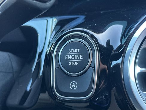 Certified 2025 Mercedes-Benz GLA 250 image 22