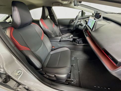 Used 2026 Toyota Prius Plug-In Hybrid w/ Limited Premium Package image 28