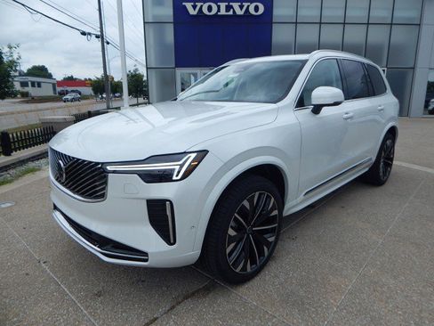 New 2026 Volvo XC90 B6 Ultra image 1