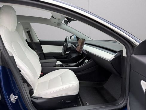 Used 2018 Tesla Model 3 Long Range AWD/4WD image 13