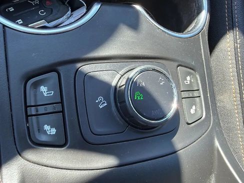 Used 2019 GMC Terrain SLT AWD/4WD image 38