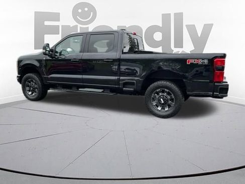 Used 2023 Ford F250 Lariat w/ Lariat Ultimate Package AWD/4WD image 5