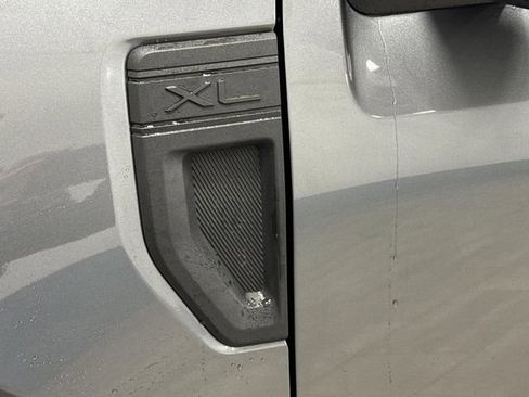 Used 2023 Ford Maverick XL image 31