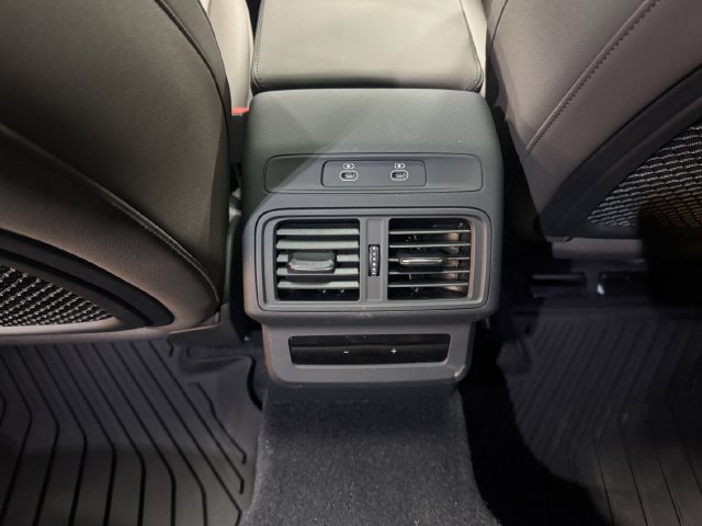 Used 2025 Audi Q5 Premium w/ Convenience Package AWD/4WD image 16