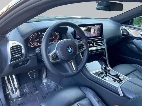 Used 2026 BMW M850i xDrive Coupe w/ Driving Assistance Package AWD/4WD image 16