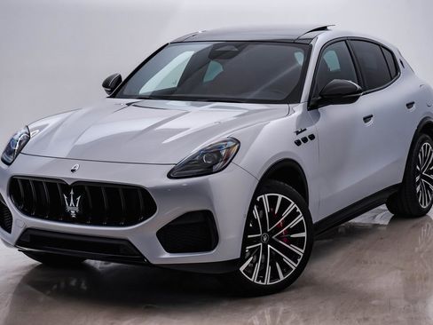 New 2025 Maserati Grecale Modena image 3