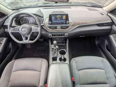 Certified 2024 Nissan Altima 2.5 SV FWD image 26