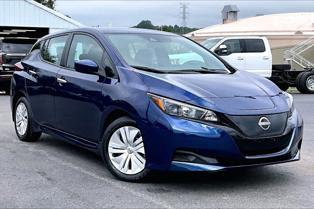 Used 2025 Nissan Leaf S FWD image 36