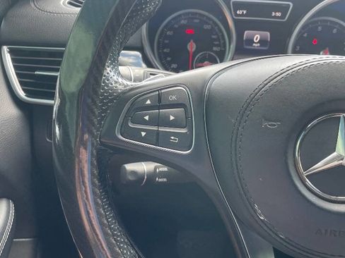 Used 2017 Mercedes-Benz GLS 450 4MATIC image 28