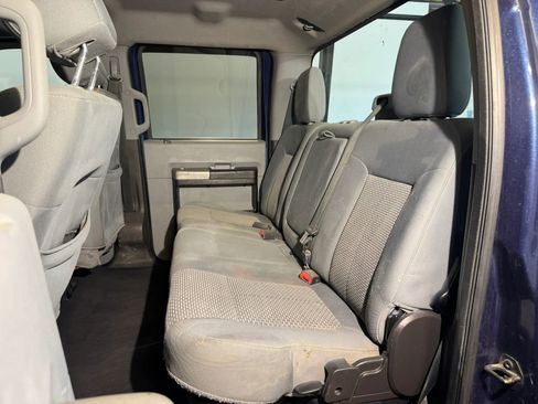 Used 2015 Ford F250 XLT w/ Camper Package AWD/4WD image 26