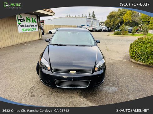 Used 2011 Chevrolet Impala LS Sedan 4D image 3