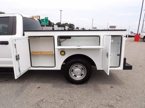 Used 2019 Ford F250 XL w/ Power Equipment Group RWD image 40