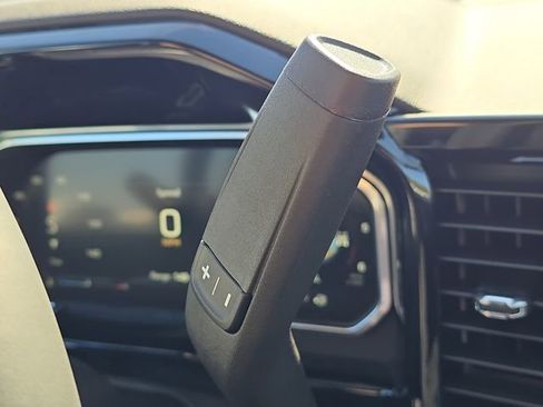 New 2026 GMC Sierra 2500 SLT w/ SLT Premium Package image 14