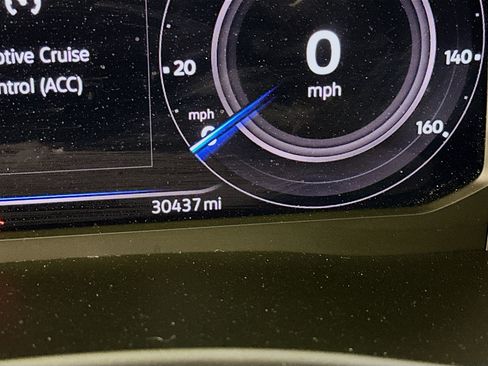 Used 2022 Volkswagen Atlas SE image 19