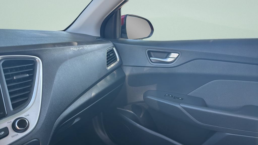 Used 2019 Hyundai Accent SE FWD image 30