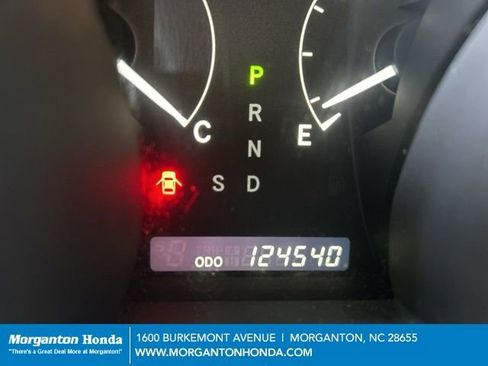 Used 2012 Toyota Highlander FWD w/ Tech Pkg image 21